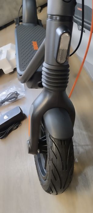 Електросамокат Ninebot F2 Pro