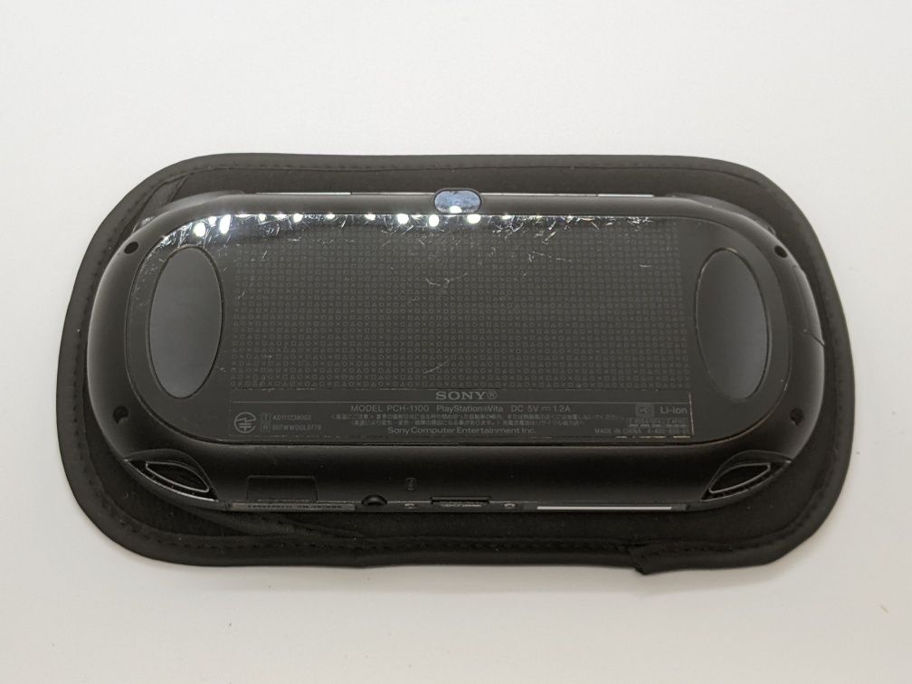 PS Vita OLED 64gb з іграми + чохол