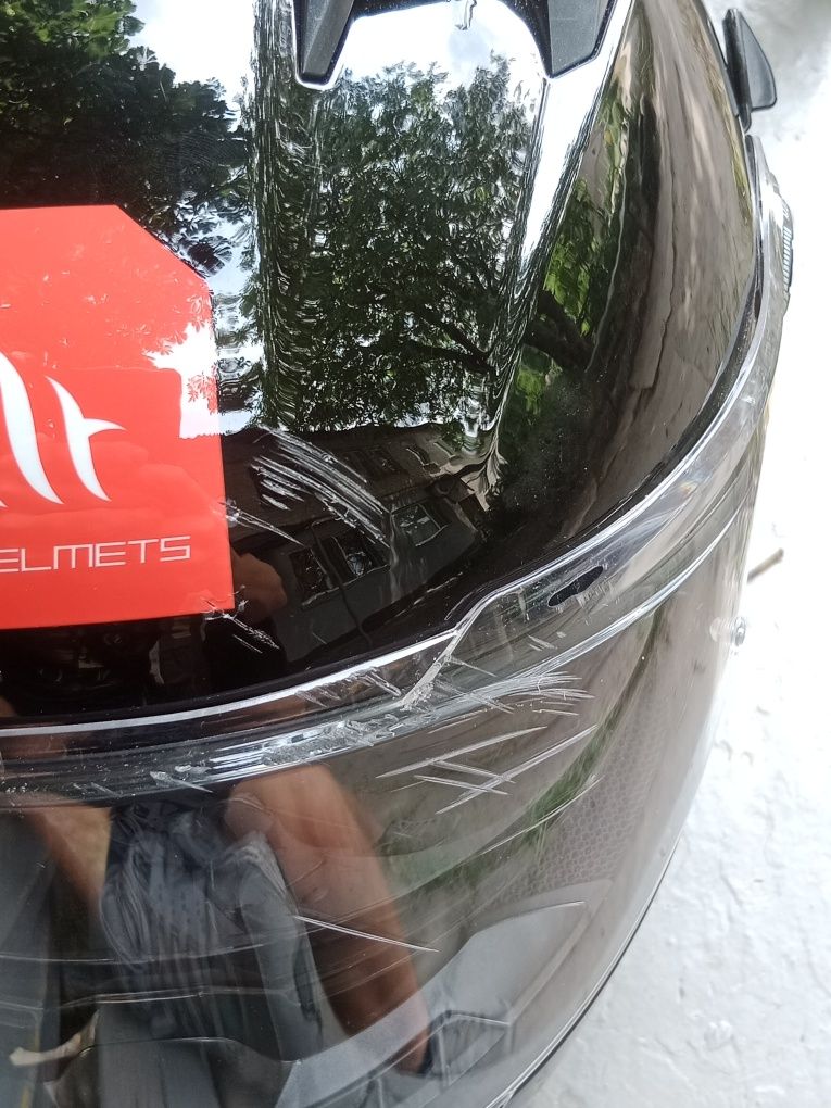 Продам Шлем MT- HELMETS