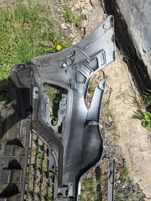 Оригінальний бампер Renault Arkana RS Line