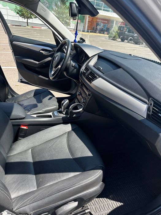 BMW X1 e84 28i 245 л.с.