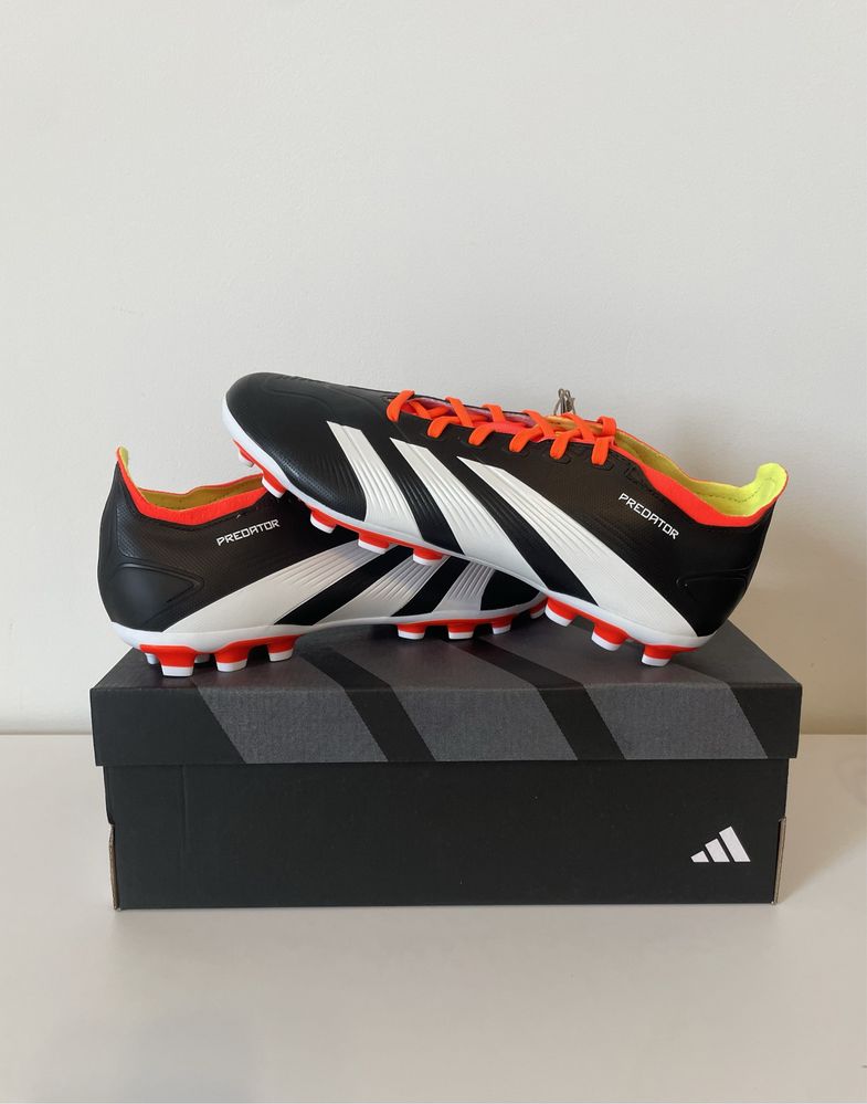 Sprzedam nowe korki Adidasa r. 40 2/3 oryginalne z metkami