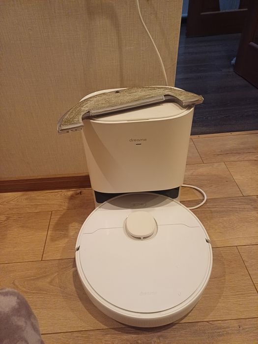 Робот-пилосмок Dream D10plus