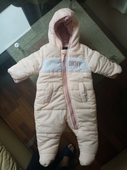 Kombinezon dziewczęcy DKNY 3-6 M