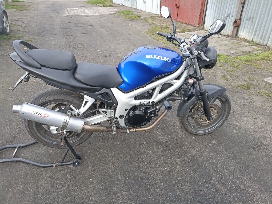Motocykl Suzuki sv650