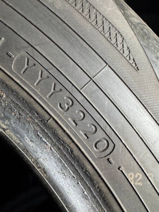 Yokohama 195/65/15 комплект зимних шин