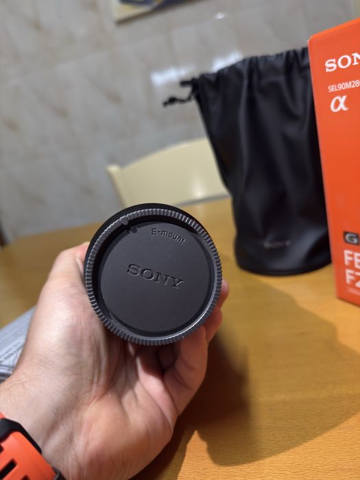 Sony FE 90mm f2.8 Macro G OSS