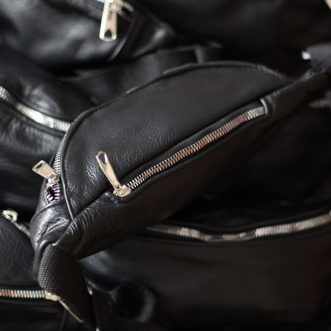 Бананка шкіряна. Сумка на пояс зі шкіри.