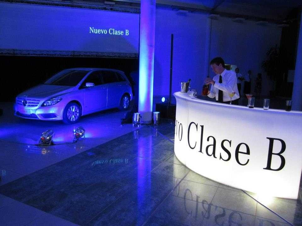Balcão de bar com iluminação rgb