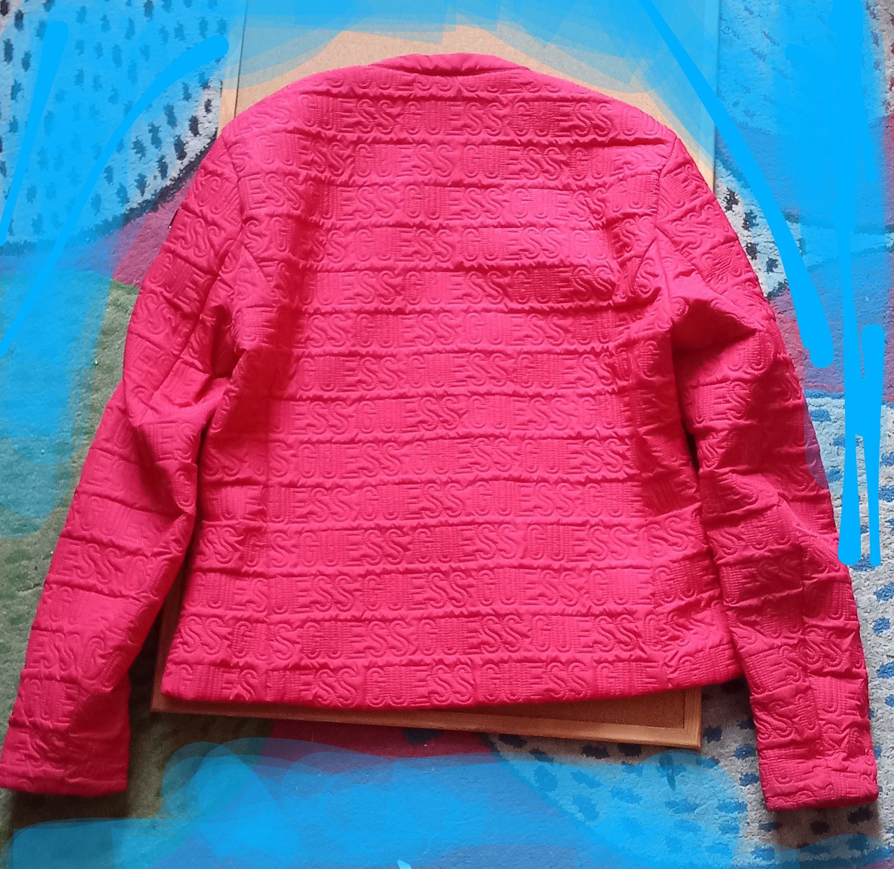 kurtka guess wiosenna