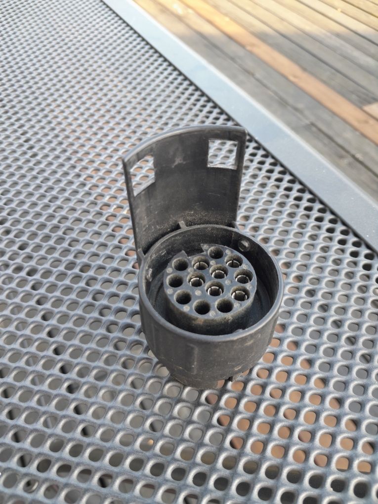 Przejściówka reduktor adapter gniazdo przyczepy przyczepki