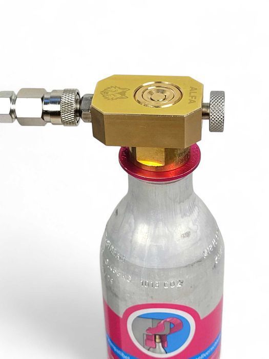 Przetoczka ALFA-11 z Przewodem do Nabijania Różowych Butli Sodastream