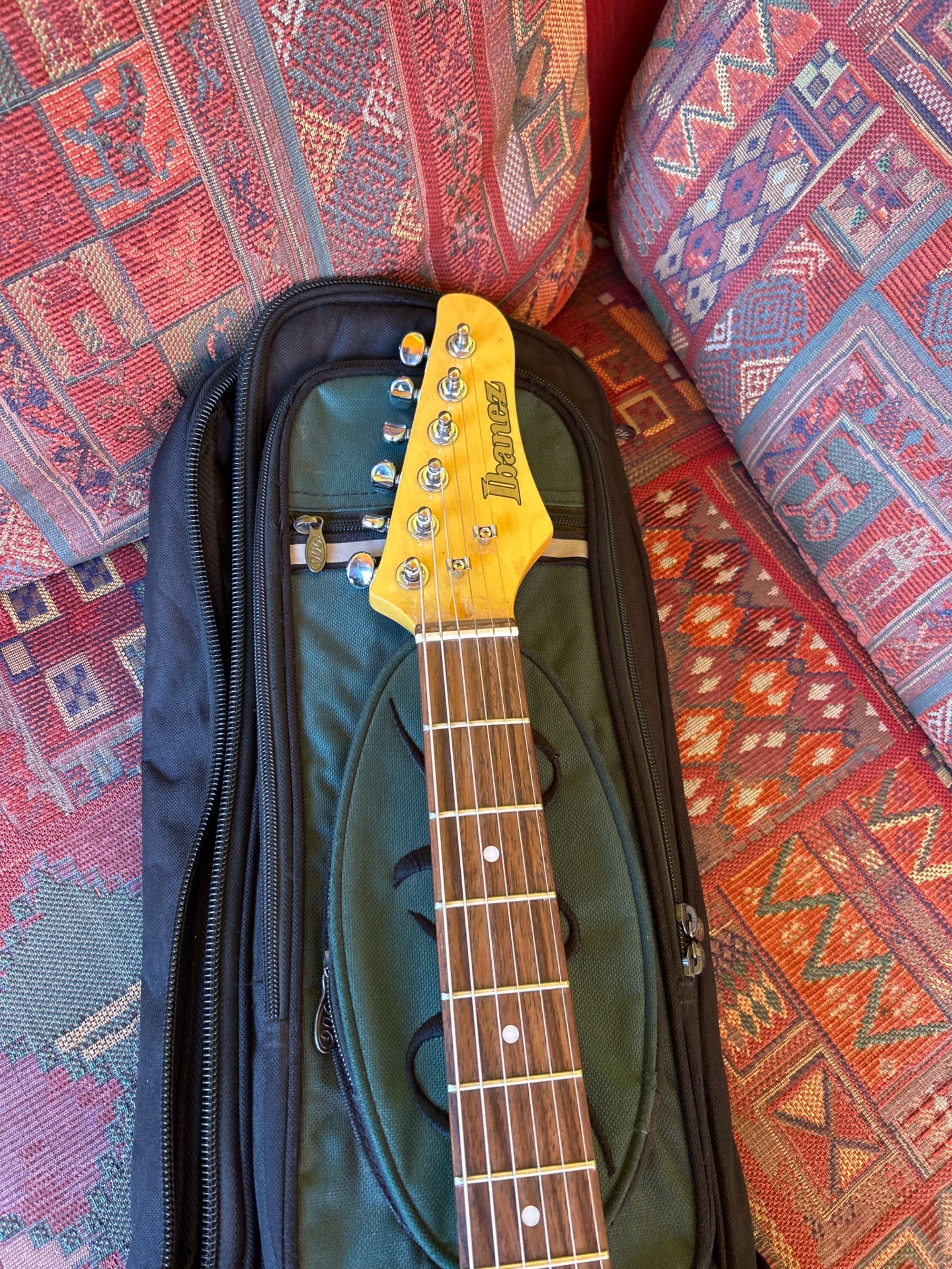 Guitarra Eléctrica Ibanez