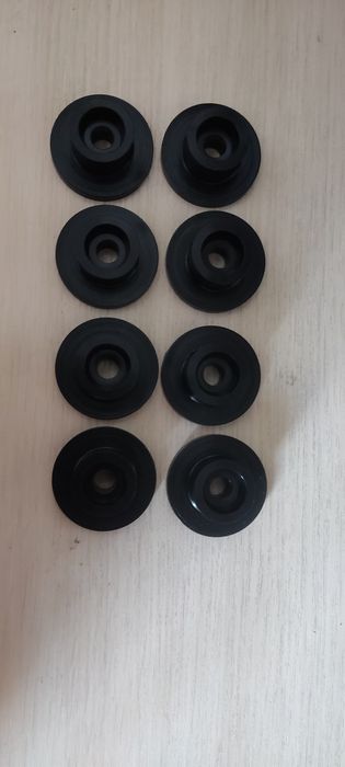 Ролик для дивана, система "Дельфін"