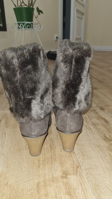 Удобные,эффектные сапожки на подошве-пене,почти новыеGeox