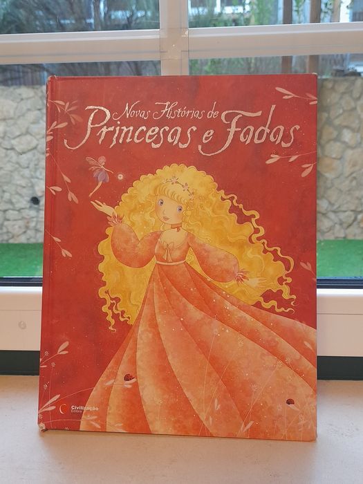 Livro Novas Histórias de Princesas e Fadas