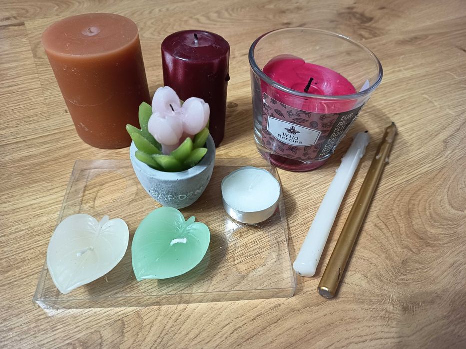 Świece dekoracyjne mix / zestaw 9 szt.