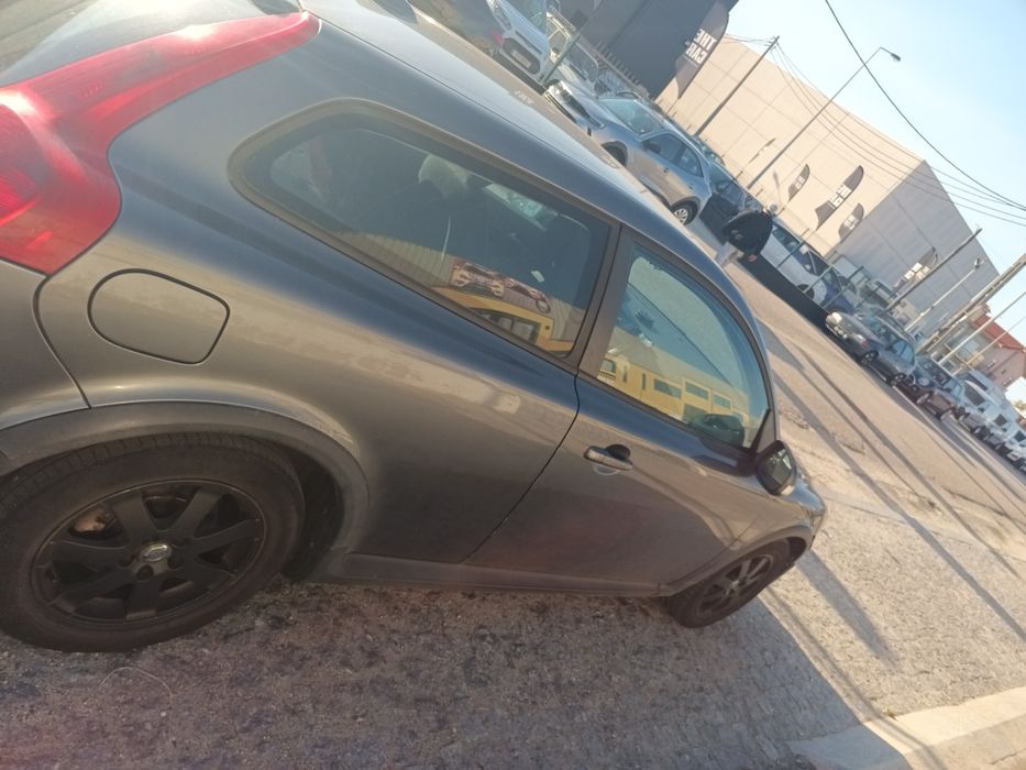Volvo c30 d2 1.6d venda ou retoma carrinha