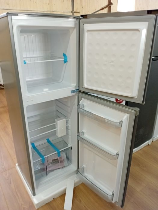 Холодильник  Grunhelm новий