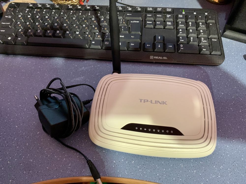 Роутер TP-LINK WR740N