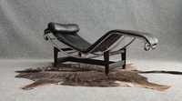 Лежак Лє Корбузьє дизайн крісло шкіра чорна
