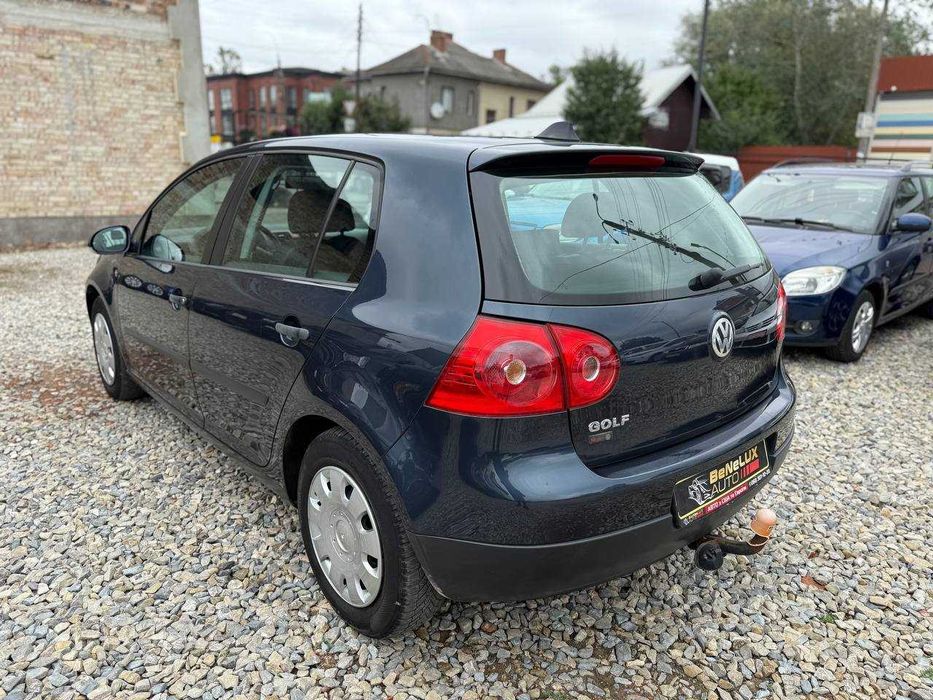 Volkswagen Golf 2005