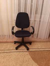 Кресло офисное компьютерное