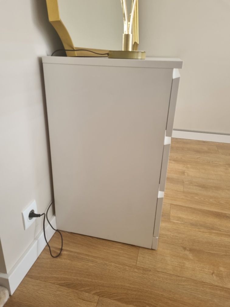 Komoda malm ikea