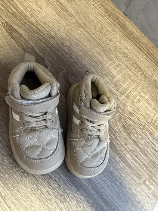 Демисезонне взуття