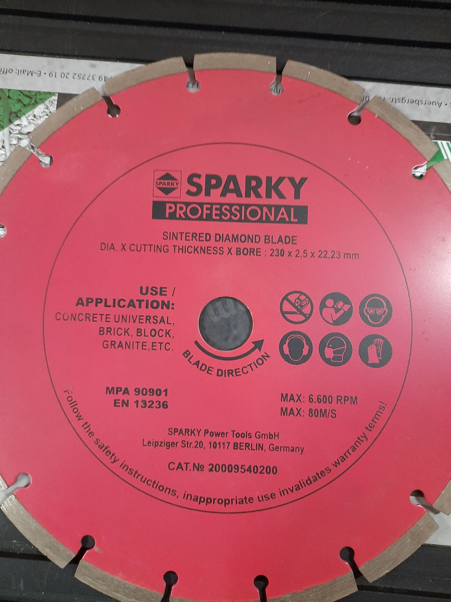 Диск відрізний по бетону 230mm  hilti, distar, sparky