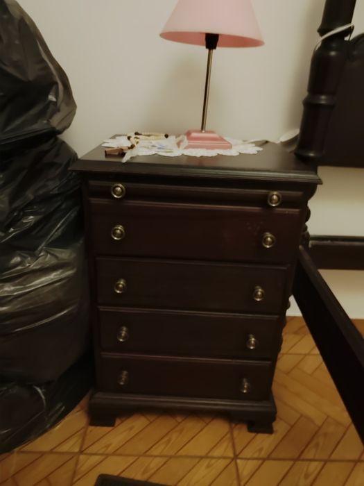 Vendo cama mobília / quarto D. João V