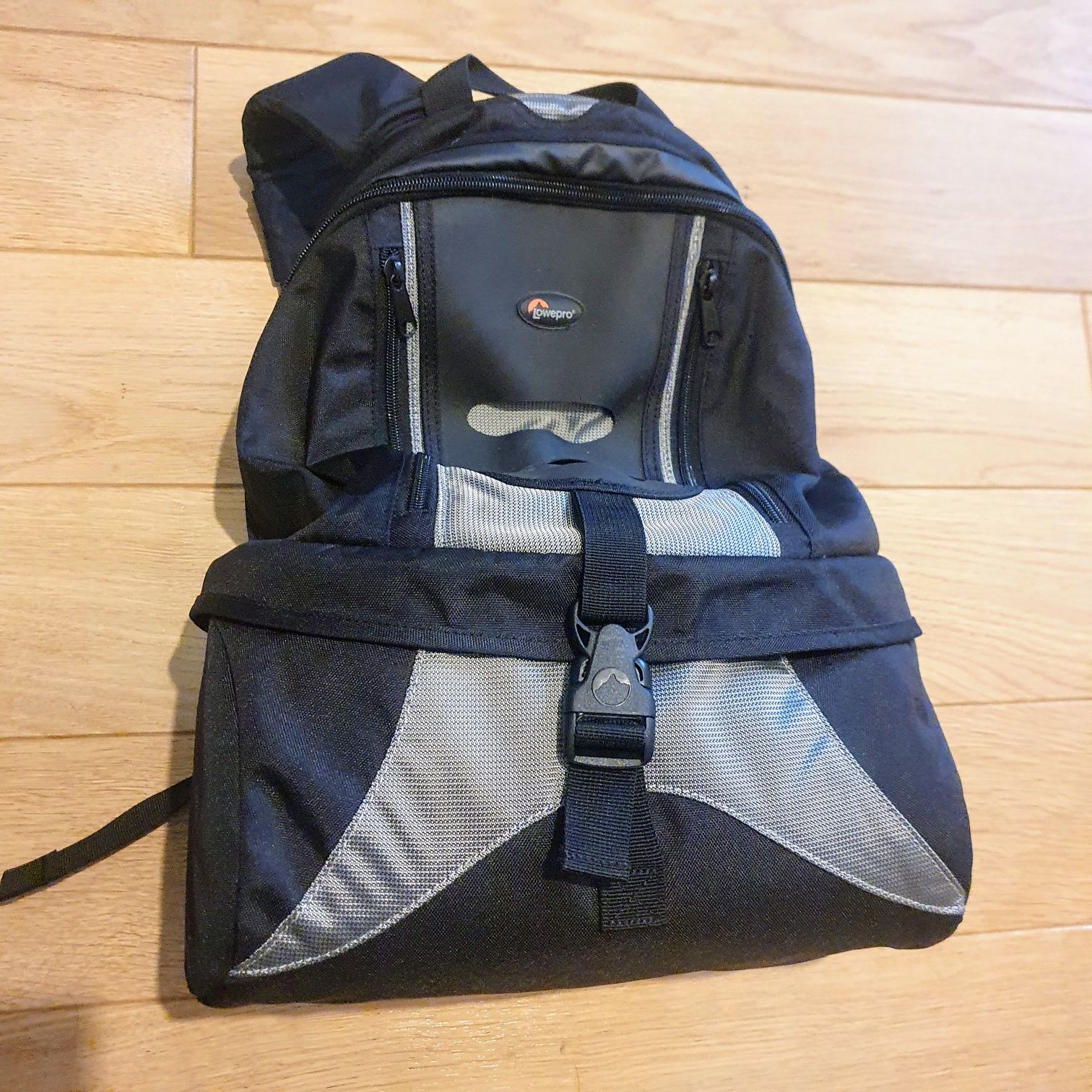 Nowy Plecak fotograficzny na aparat i obiektywy Lowepro Orion Trekker