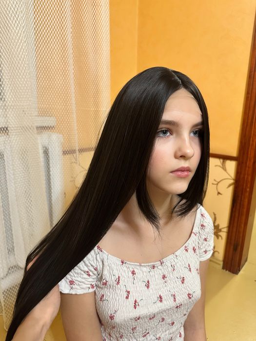 Перука штучна з подовженою чолкою парик исусственный шоколад 60 см