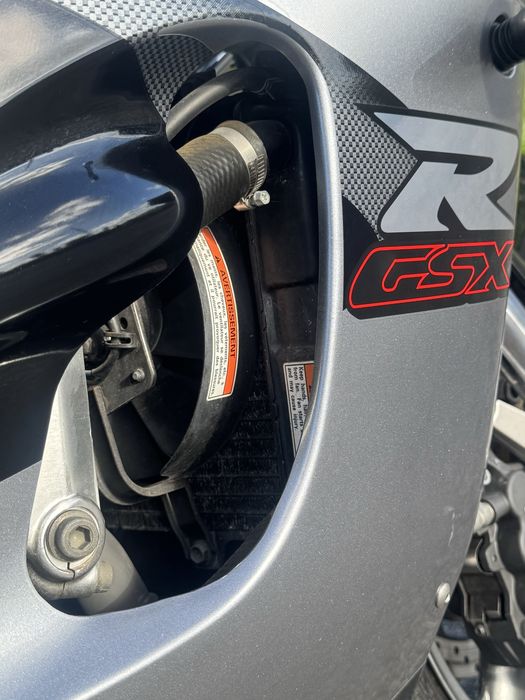 Suzuki GSX R 750 Srad