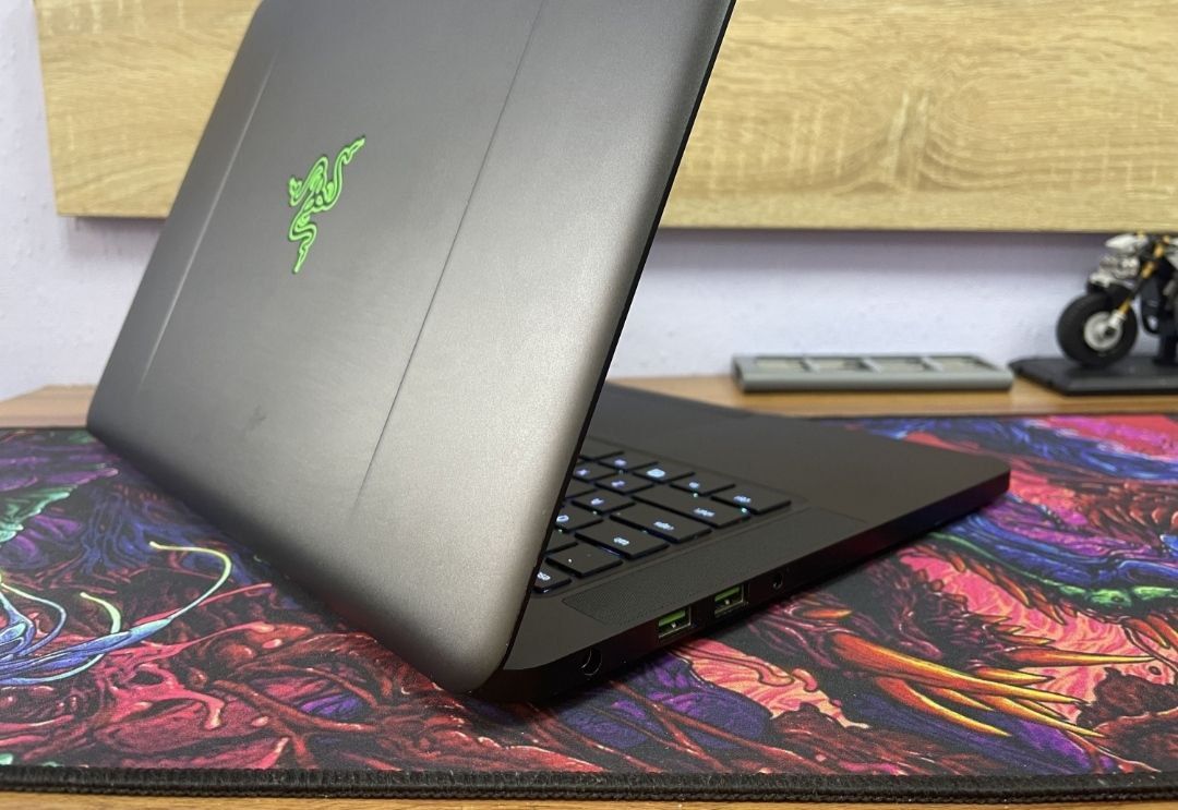 Ігровий ноутбук Razer Blade 14 FHD/i7-7700HQ/