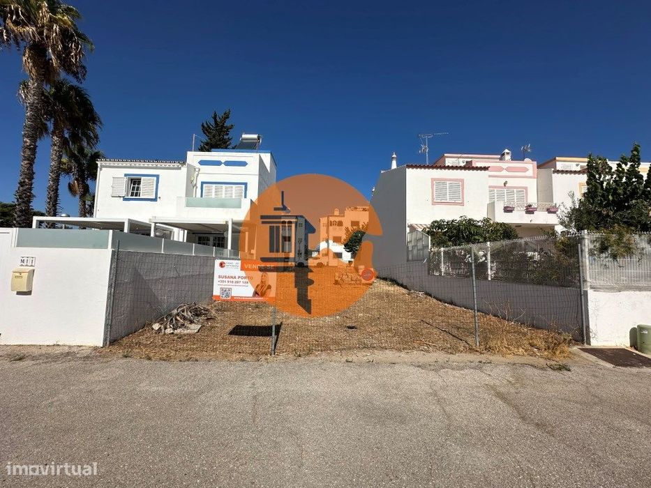 Lote de terreno com 204 m2, com projeto, para construção moradia.