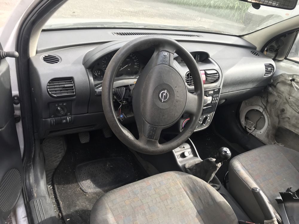 Opel corsa 1.3 CDTI 2. Lug Ano 2004
