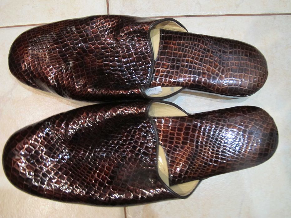 Dino Bijioni лазерна шкіра нові made in Italy