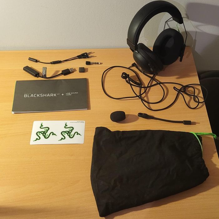 Słuchawki przewodowe nauszne Razer BlackShark V2 + USB card