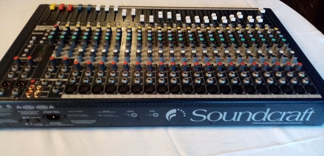 Soundcraft MPM 20/2 analogowy mikser audio