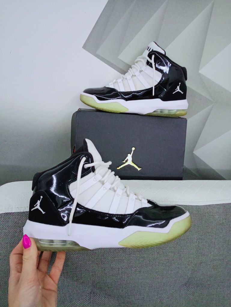 Buty koszykarskie Nike Air Jordan Max Aura rozmiar 38 męskie chłopięce