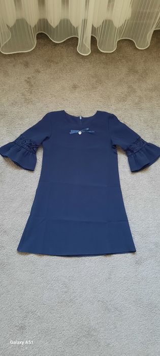 Школьное платье в продаже