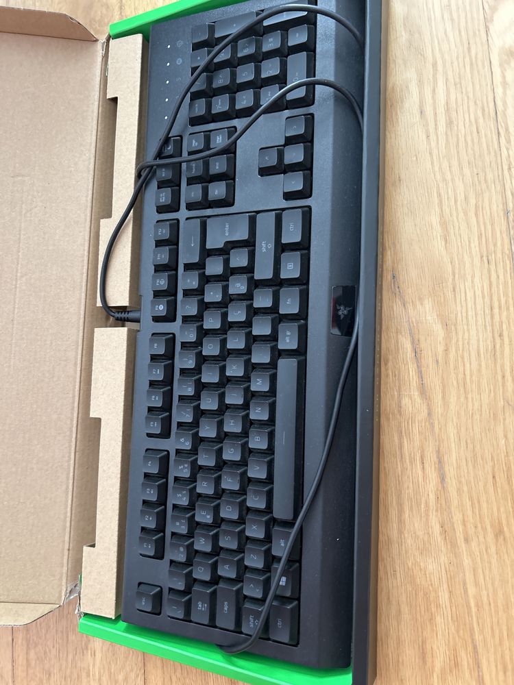 Teclado gaming cynosa lite