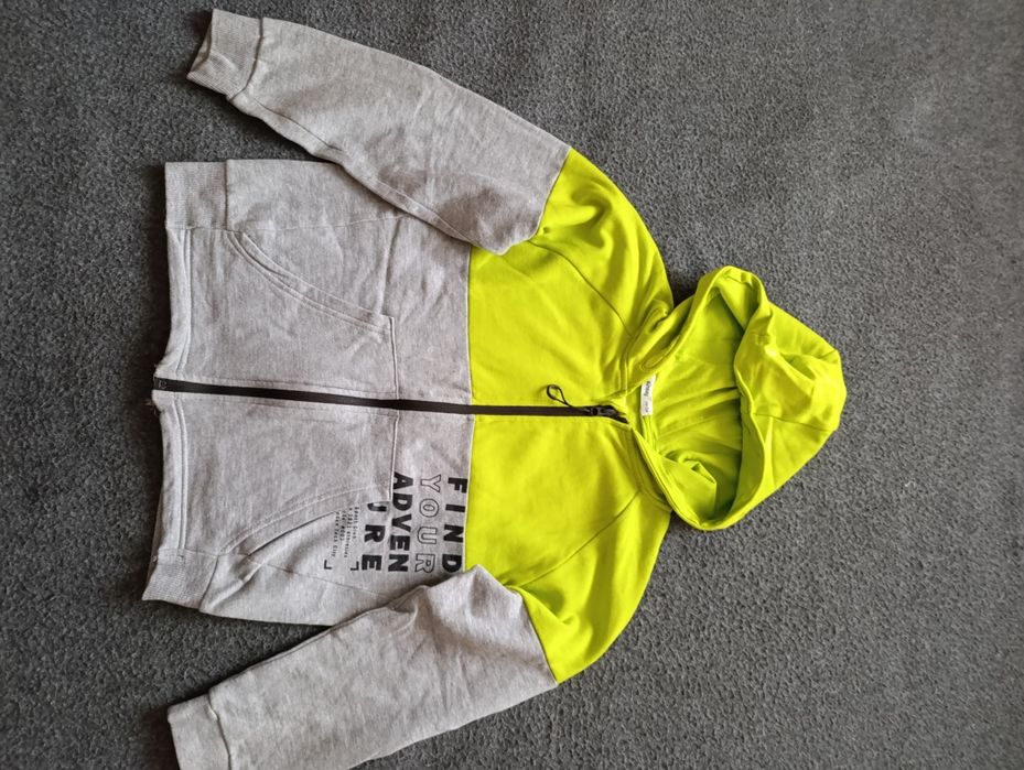 Продам спортивний костюм