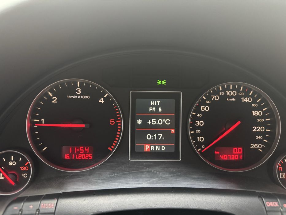 Audy A4 2003. B6/8E 1.9 TDI AVF, автомат.