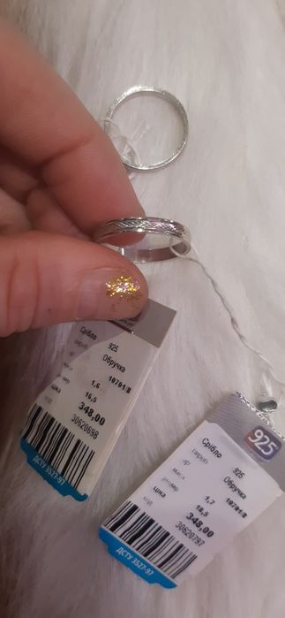 Продам обручку зі срібла