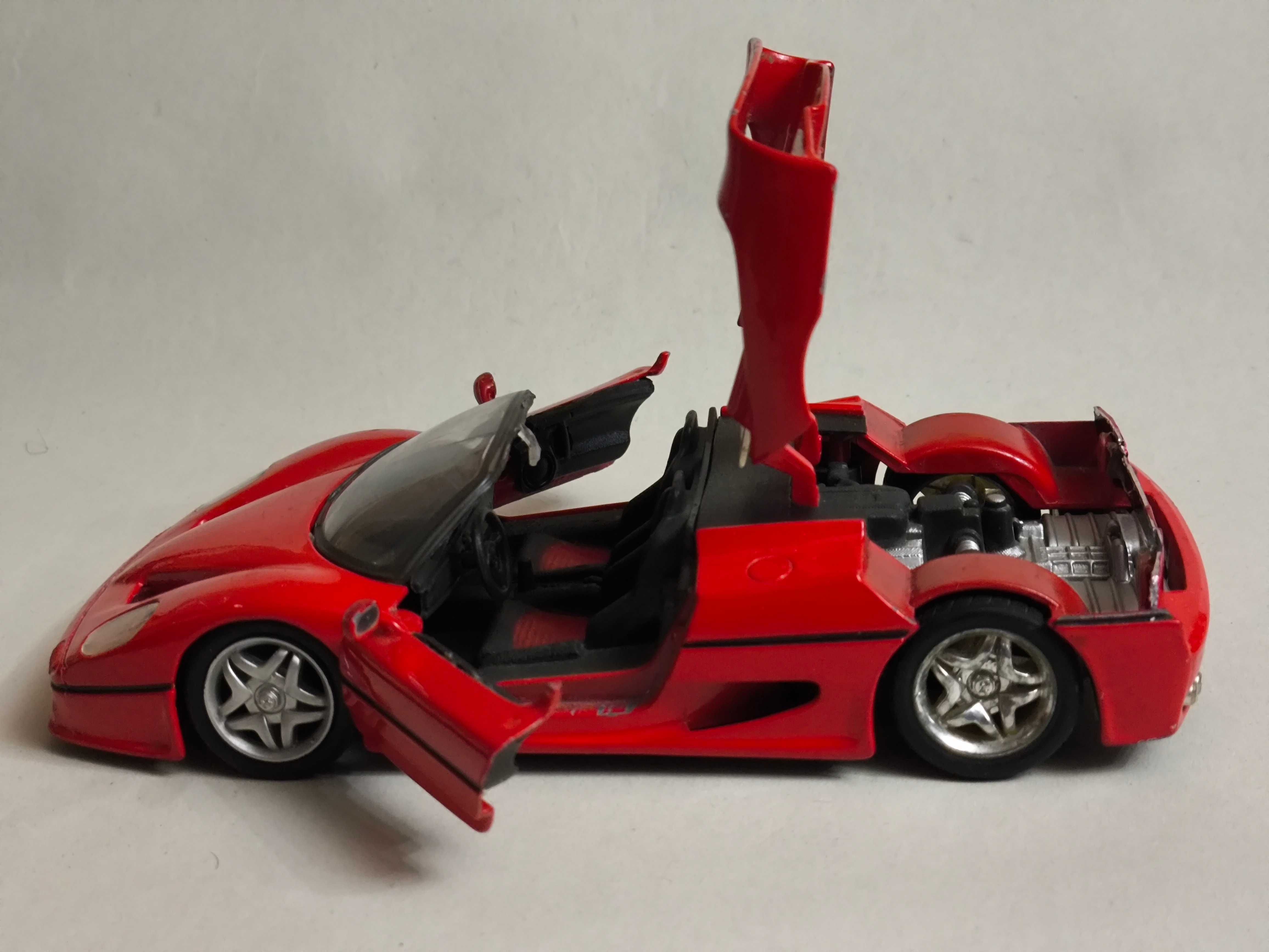 Машинка Ferrari F50 Cabrio Maisto 1/24