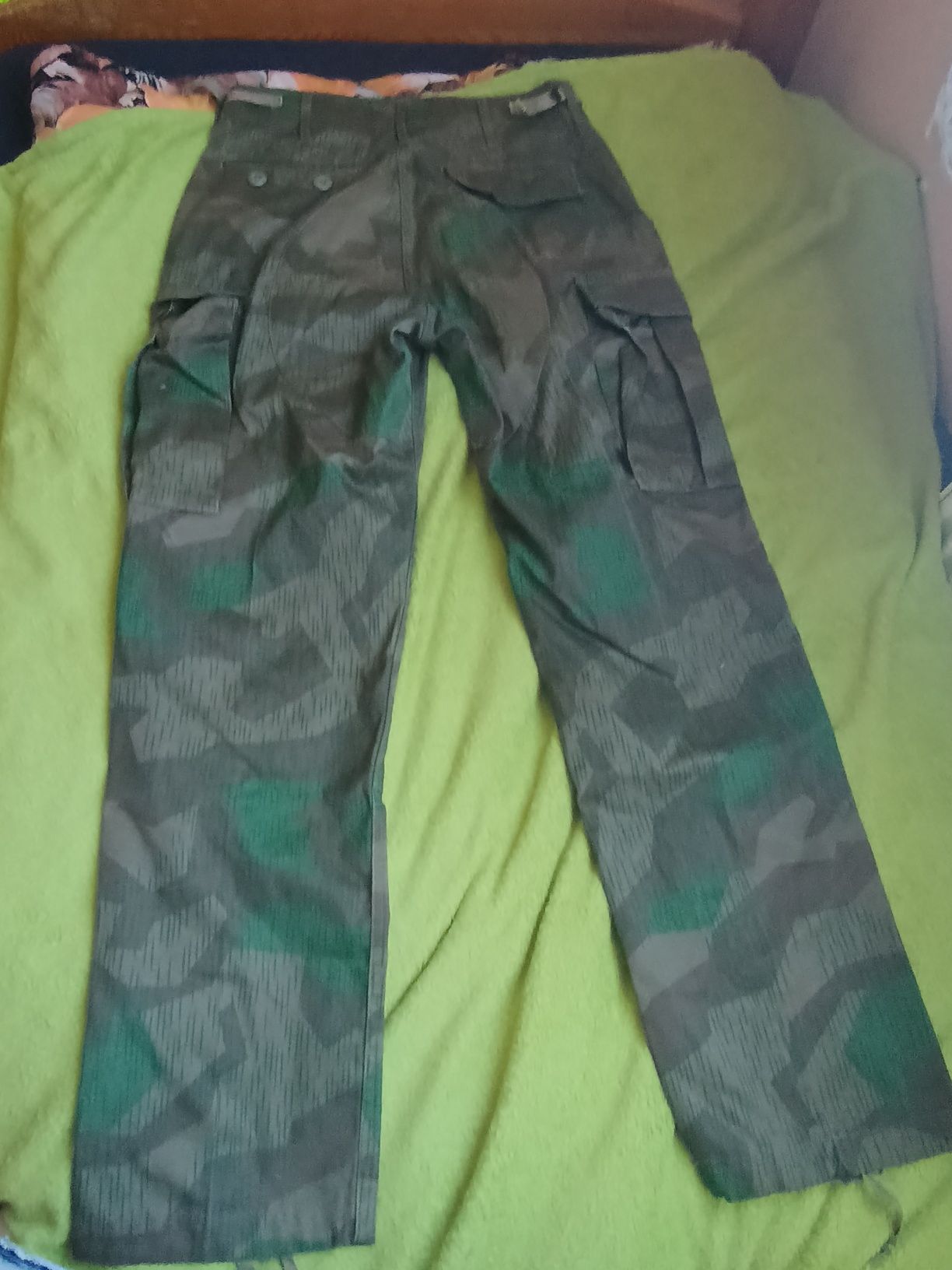 Spodnie harcerskie moro Mil-Tec roz.S pas 80