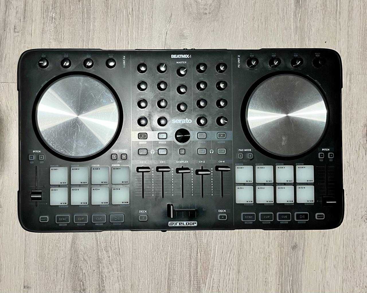 Mikser Reloop Beatmix 4 MK2 4 - kanałowy