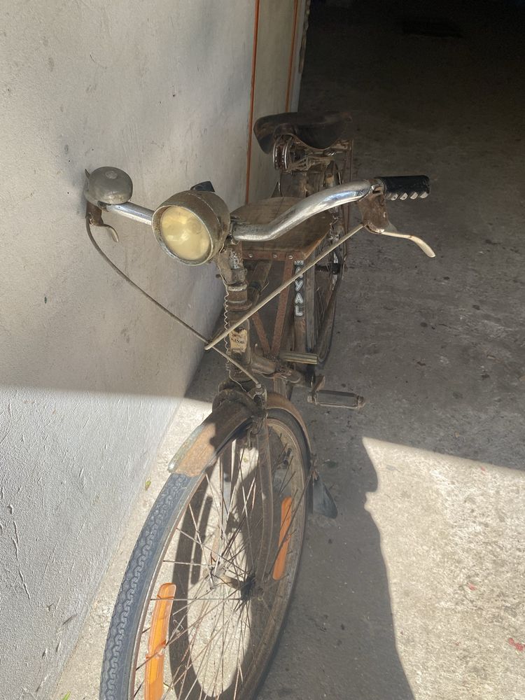 Bicicleta de homem antiga
